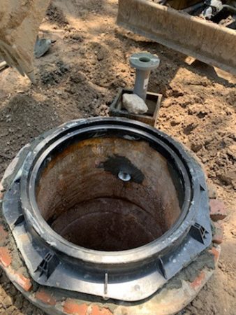 Manhole rehab